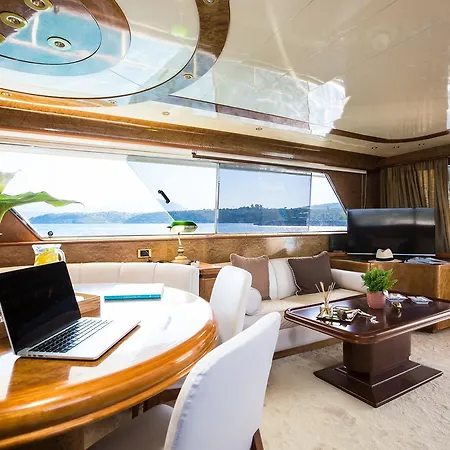 Botel Luxury Yacht Alexandros